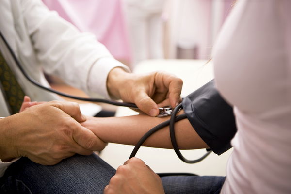 Erotische Geschichte: Der geile Doktor